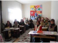 Bayanlara Kuran Kursu Açılıdı
