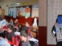 “KONUŞAN TAKVİM” ÖĞRENCİLERE DAĞITILDI