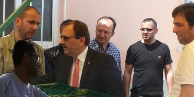 Eczacı Harun Güveli Defin Edildi