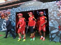 GALATASARAYLI FUTBOLCULARDAN SOMA'YA DESTEK