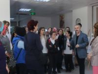 BAFRA’DA  “OKUR-YAZAR-KİTAP BULUŞMASI” ETKİNLİĞİ YOĞUN BİR KATILIMLA GERÇEKLEŞTİRİLDİ