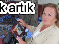 MAVİ KAPAKLARI ÇALDILAR