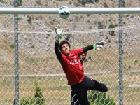 YUSUF DANIŞMAZ'IN OĞLU İDMANDA BEYİN KANAMASI GEÇİRDİ