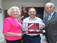 KOSAVA DEVLET PROTOKOL DANIŞMANINDAN BAŞKAN ŞAHİN'E ZİYARET