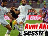 Avni Aker'de sessiz gece