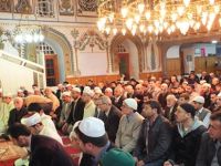 CAMİLER HAFTASINDA GENÇLER CAMİLERİ DOLDURDU