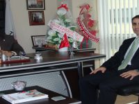 BAŞSAVCI KESKİN TÜRK KIZILAY'I BAFRA ŞUBESİNİ ZİYARET ETTİ