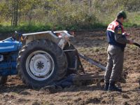 TRAKTÖRÜN ALTINDA KALAN ŞAHIS ÖLDÜ