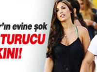 WESLEY SNEIJDER’İN EVİNE UYUŞTURUCU BASKINI