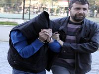 SİMİTÇİYE SALDIRIP PARASINI VE CEP TELEFONUNU GASP ETTİ