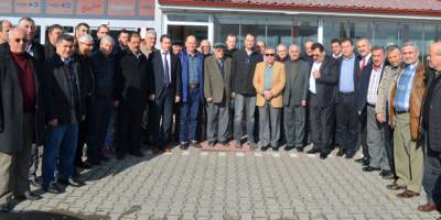 Hayırsever İş Adamı Kaya Aşçıya Plaket