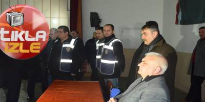 MHP'DE OLAYLI KONGRE