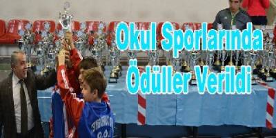 BAFRA'DA DERECEYE GİREN OKULLARA ÖDÜL