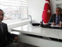 BAFRA DEVLET HASTANESİ BAŞHEKİMİ DR. FATİH AK  KAYMAKAM HALİS ARSLAN’I ZİYARET ETTİ