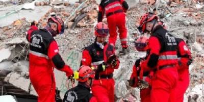 ASYA ARAMA VE KURTARMA NEPALDE