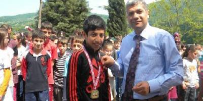 19 MAYISTAN TÜRKİYE 1.Sİ YETİŞİYOR