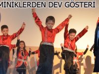 BAFRA 29 EKİM MİNİKLERİNDEN BÜYÜK GÖSTERİ