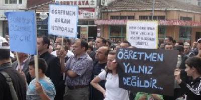 BAFRA ÖĞRETMENLERİNE SAHİP ÇIKTI.