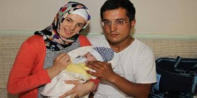 BAFRALI PARMAK BEBEK TABURCU OLDU