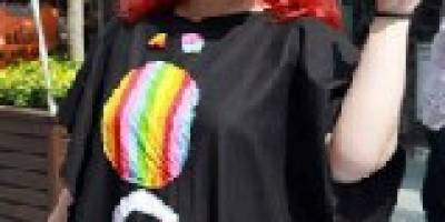 Gece yarısı defin edildi