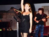 NİLÜFER’DEN MUHTEŞEM KONSER
