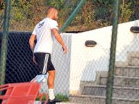 GÖKHAN TÖRE ANTRENMANI YARIDA BIRAKTI