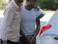 Büfede silah ve tüfek ele geçirildi