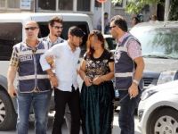 Levye İle 6 Evin Kapısını Açıp, 100 Bin Liralık Altın Çaldılar