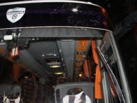 Manisaspor Takım Otobüsüne Taşlı Saldırı