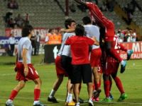 Samsunspor evinde şen