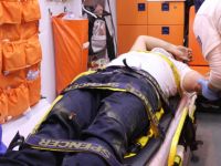 MOTOSİKLET SÜRÜCÜSÜ KAZADA AĞIR YARALANDI