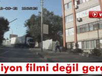 Un yüklü kamyon binaya böyle çarptı