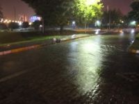 Çarşamba’da sağanak yağış hayatı felç etti