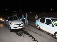 Trafik Polisine Çarptı, Kaçtı