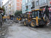KALDIRIM YENİLEME ÇALIŞMALARI DEVAM EDİYOR