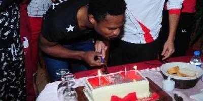 Ofoedu’ya Sürpriz Doğum Günü