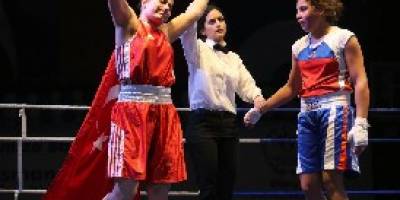 Canik’te Nefes Kesen Boks Turnuvası