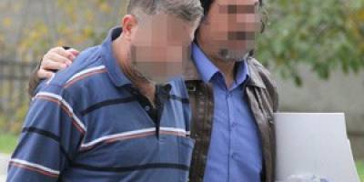 Konfeksiyon atölyesinde kaçak içki ve mermi ele geçti