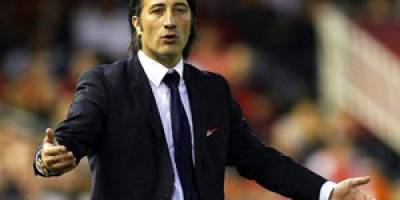 Murat Yakın Geliyor