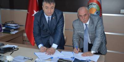 Özel İdare Çalışanları Birliği Sendikası (Bem-Bir-Sen) arasında Sosyal Denge Sözleşmesi İmzalandı.