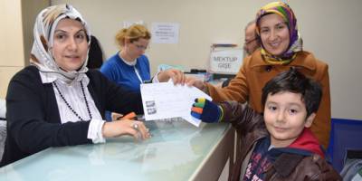 Minikler'den nostaljik yeni yıl tebriği