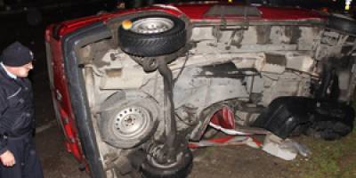 Samsun`da dolmuş devrildi:1 yaralı