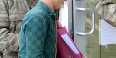 Hirsiz kameraya yakalandi