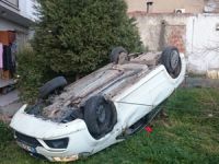 Takla atarak evin bahçesine uçtu