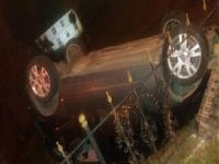 Samsun`da araba takla attı