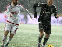 Beşiktaş - Mersin İdmanyurdu Maçı Tatil Edildi