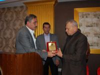 HİZMETLERİ PLAKETLE ÖDÜLLENDİRİLDİ