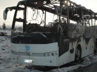 Tur otobüsü yandı