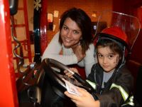 AÇELYA AKKOYUN'UN, KIZIYLA SÖMESTİR EĞLENCESİ