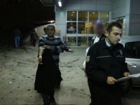 Öpüşürken dilini koparttı